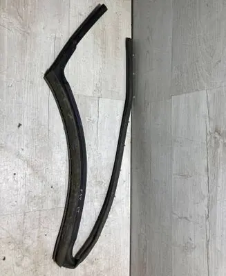 Mini Clubman F54 Rubber seal rear door 7344157
