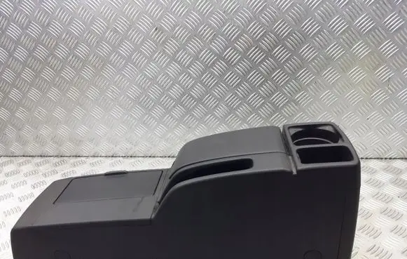 Mazda 5 Center console CC2964436