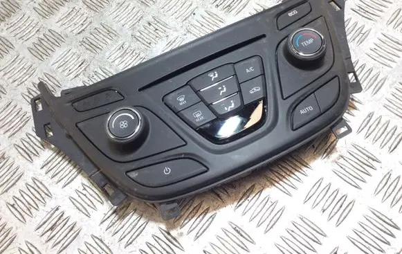 Opel Insignia A Climate control unit 26202384