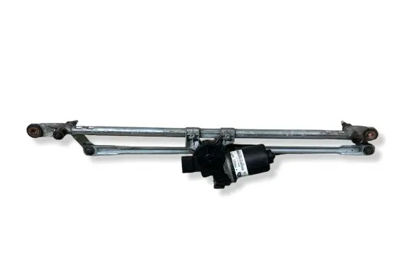 Land Rover Range Rover Sport L320 Front wiper linkage and motor 95012137