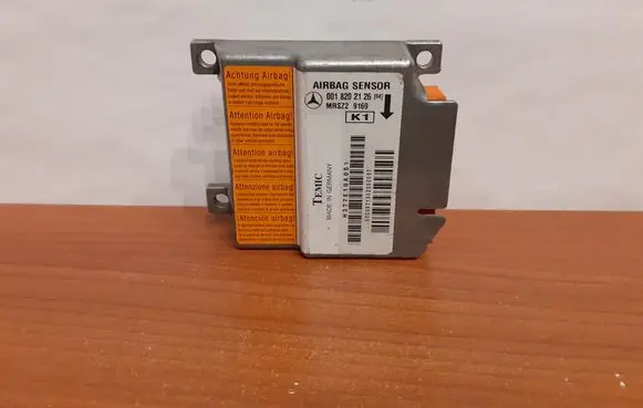 Mercedes-Benz E W210 Airbag control unit/module 6476 0018202126