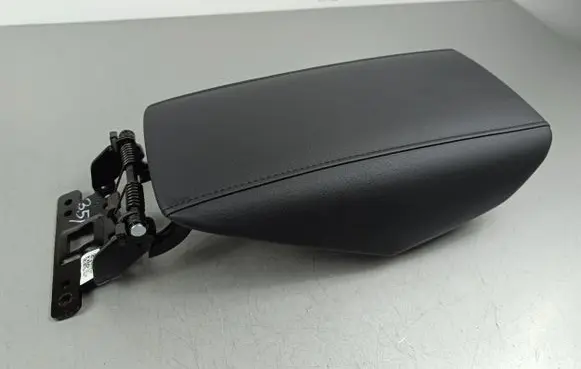 KIA Niro Armrest 