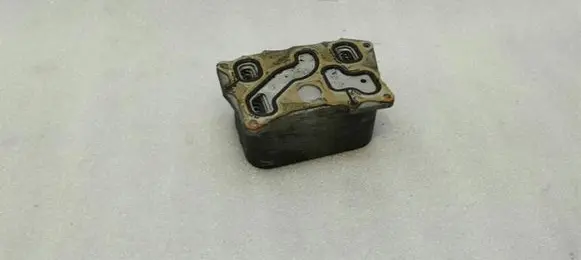 Mercedes-Benz E W212 Engine oil radiator A2781880401