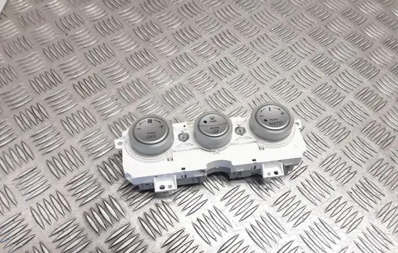 Mazda 6 Climate control unit