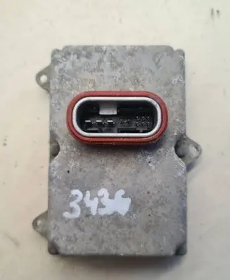 Mercedes-Benz E W211 Headlight ballast module Xenon A0028202426