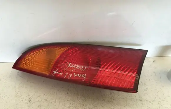 Ford Focus Rear/tail lights 1M5113405A