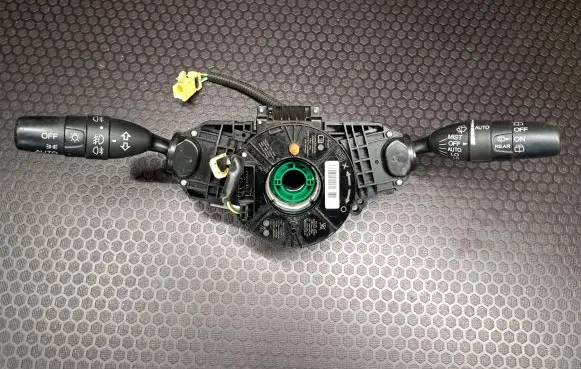 Honda CR-V Wiper turn signal indicator stalk/switch 35250SWAE410M1