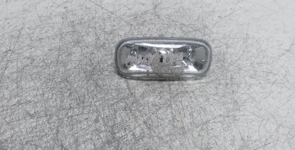 Audi A4 S4 B7 8E 8H Front fender indicator light 8E0949127