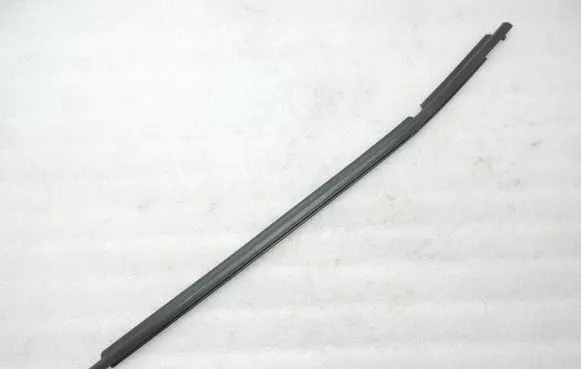 Toyota Auris 150 Rear door glass trim molding 7574002121