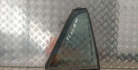 Toyota Avensis T270 Rear vent window glass 43R00048