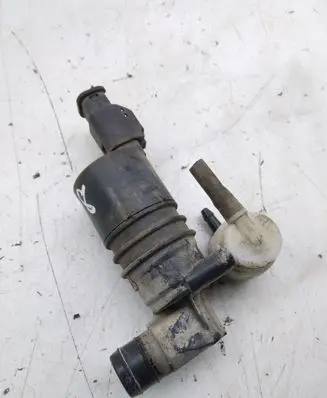 Peugeot 5008 Windscreen/windshield washer pump 9643447980