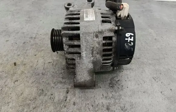 Ford Focus Generator/alternator 3N1110300AE