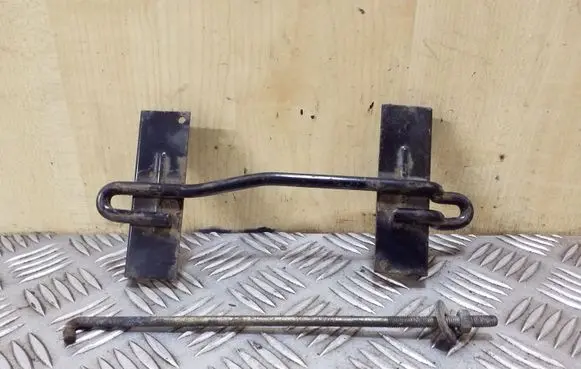 Mitsubishi Colt Battery bracket 