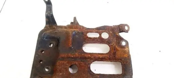 Battery box tray