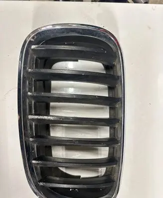 BMW X6 E71 Front bumper upper radiator grill 7171395