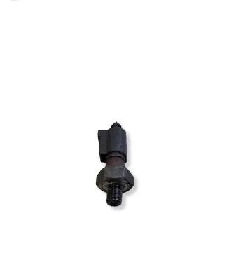 Audi A4 S4 B7 8E 8H Oil pressure sensor 1J0973081
