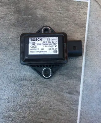 Audi A6 S6 C5 4B ESP acceleration yaw rate sensor 8E0907637A