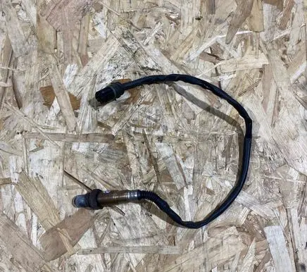 BMW 5 F10 F11 Lambda probe sensor 7526262 0258006756