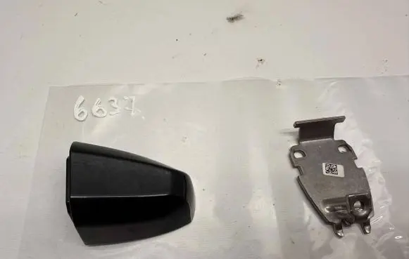 BMW X1 F48 F49 Rear door handle cover 