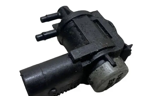 Volkswagen Touran I Turbo solenoid valve 1K0906283A