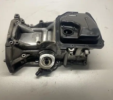 KIA Sportage Oil sump 21135-2B020