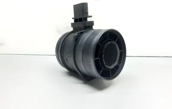 BMW 1 E81 E87 Mass air flow meter 8509724 0281006146