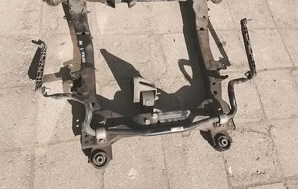 Opel Zafira C Front subframe 13327078