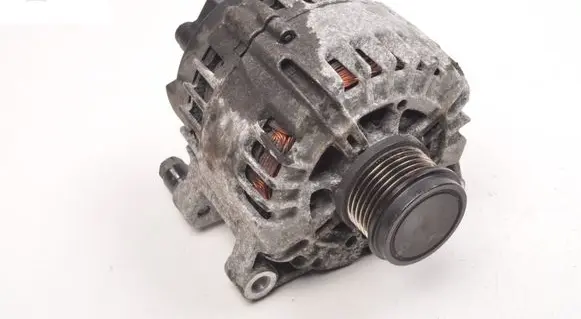Volvo V60 Generator/alternator 30644799