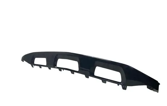 Front bumper lip