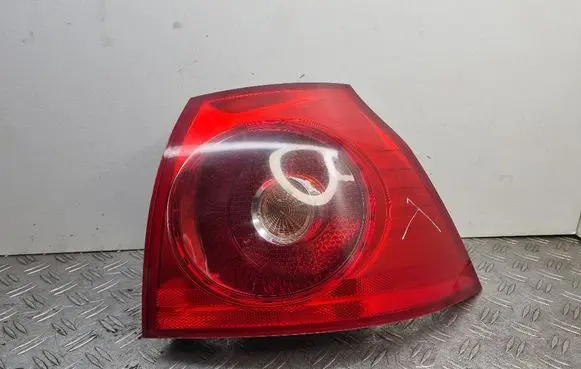 Volkswagen Golf V Rear/tail lights 1K6945096E