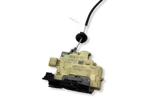 Audi Q7 4L Rear door lock 3C4839015A