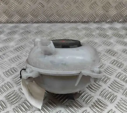 Seat Ateca Coolant expansion tank/reservoir 5Q0121407S