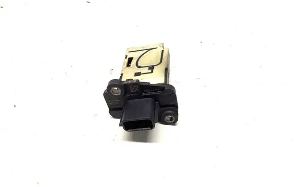 Nissan Qashqai Mass air flow meter 5WK98504 H8201267959