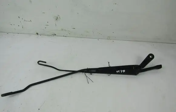 Audi A3 S3 8L Front wiper blade arm 