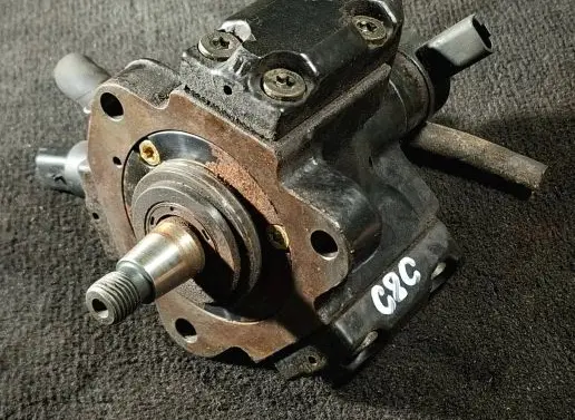 Citroen C8 Fuel injection high pressure pump 73001870 70987