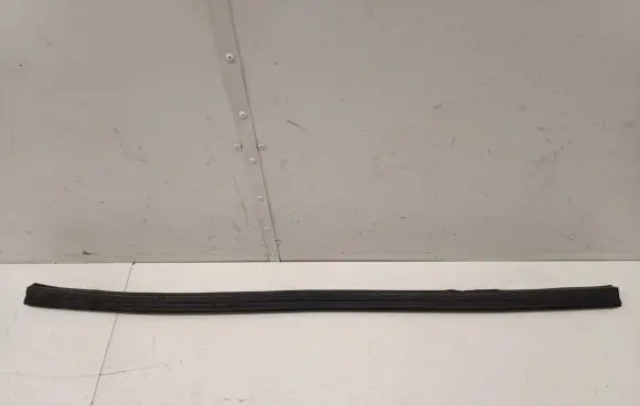 Porsche Macan (95B) Engine compartment rubber 