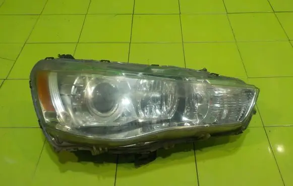 Mitsubishi Outlander Headlight/headlamp PRZOD