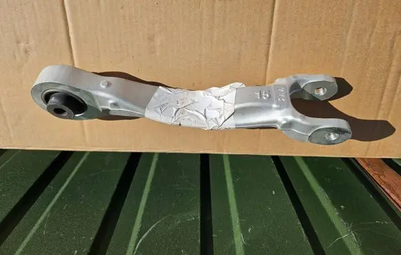Tesla Model Y Rear upper control arm/wishbone 118842700B 69684246 502251301