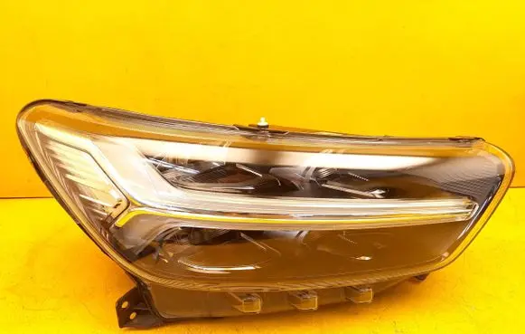 Volvo XC40 Headlight/headlamp 32133578