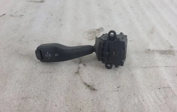 BMW 3 E46 Indicator stalk 8363668 01104010