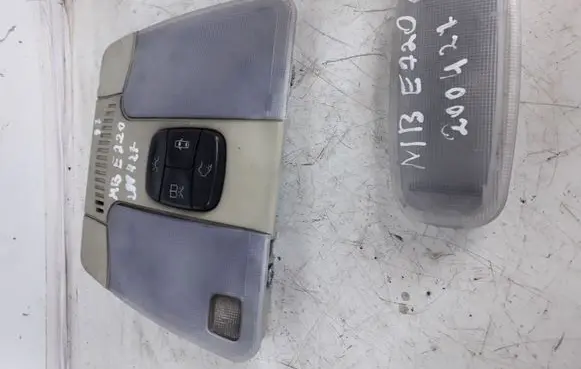 Mercedes-Benz E W210 Front seat light