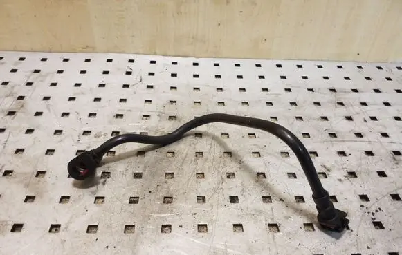 Ford Kuga II Fuel line pipe
