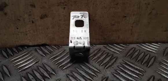 Radiator support slam panel bracket