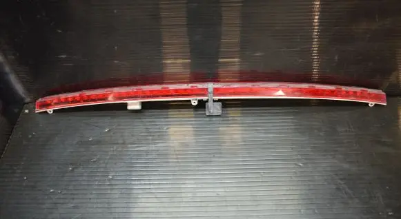 Mercedes-Benz E W212 Third/center stoplight A2128200156