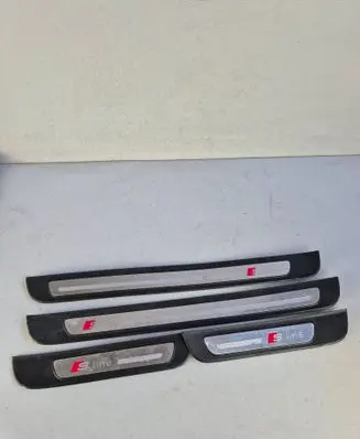 Audi A7 S7 4G Front sill trim cover 4G8853374 4G8853374A 4g8853373