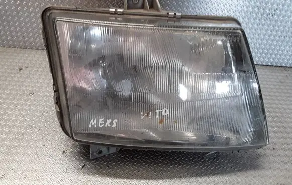 Mercedes-Benz Vito Viano W638 Headlight/headlamp 6388200761