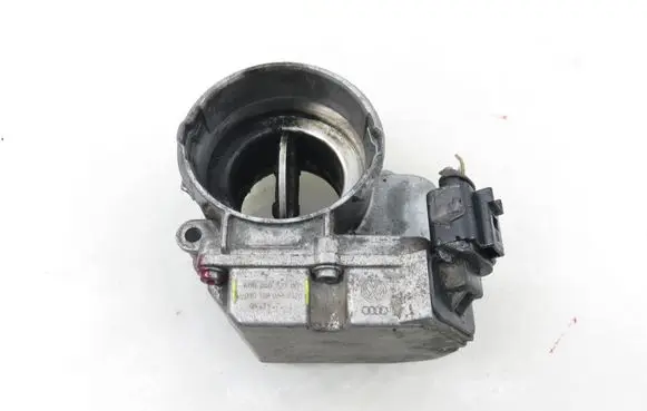 Volkswagen Golf V Throttle body valve 03G128063 408240121001 03G128063V120