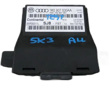 Volkswagen Golf VI Trunk lid opening control unit 1K0907530AA