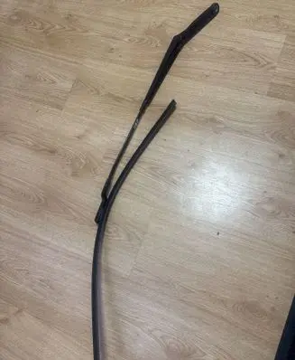 Peugeot 308 Front wiper blade arm 9680477080 968047708006