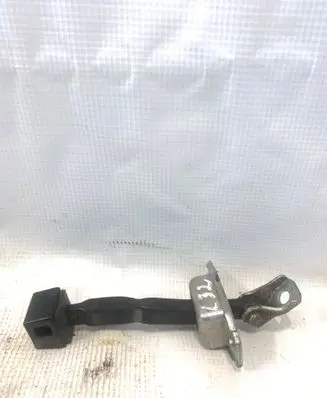 Mitsubishi Lancer X Rear door check strap stopper